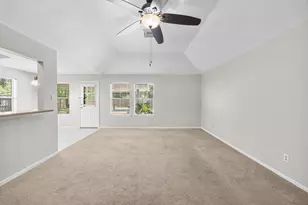 5919 Santa Fe Cir, Dickinson, TX 77539 - Photo 11