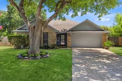 5919 Santa Fe Circle, Dickinson, TX 77539 - Photo 3