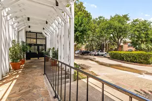 2333 Bering Dr, Houston, TX 77057 - Photo 43