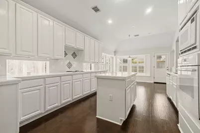 7019 Brookfir Lane, Houston, TX 77040 - Photo 9