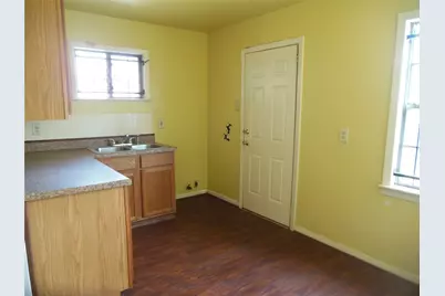 8110 Livingston, Houston, TX 77051 - Photo 5