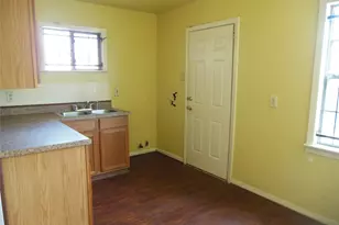 8110 Livingston, Houston, TX 77051 - Photo 5