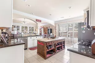 12227 Salt River Valley Ln, Humble, TX 77346 - Photo 11
