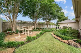 1731 Round Rock St, Friendswood, TX 77546 - Photo 41