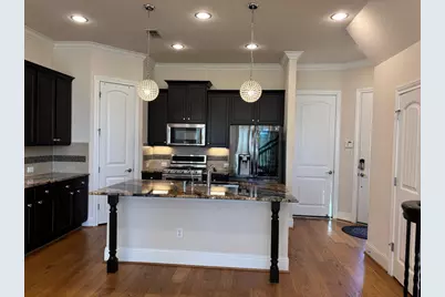 1119 Shepherd Oaks Drive, Houston, TX 77018 - Photo 3