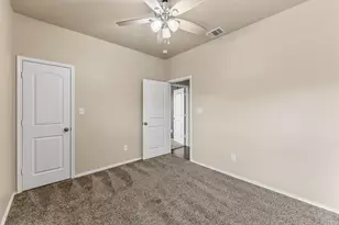 210 Doe Run Dr, Huntsville, TX 77320 - Photo 25