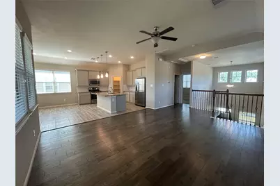 3132 Dunsmore Manor Court, Spring, TX 77386 - Photo 3