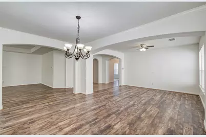 7814 Heron Lakes Drive, Houston, TX 77064 - Photo 13