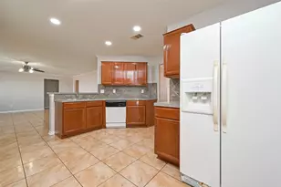 7110 Fox Scene Dr, Humble, TX 77338 - Photo 5