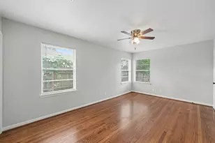 9613 Westview Dr, Houston, TX 77055 - Photo 21