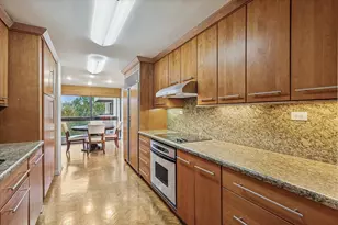 49 Briar Hollow Ln, Houston, TX 77027 - Photo 13