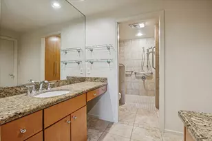 49 Briar Hollow Ln, Houston, TX 77027 - Photo 23