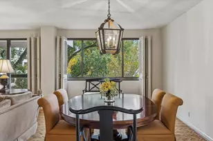 49 Briar Hollow Ln, Houston, TX 77027 - Photo 5