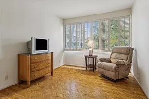 49 Briar Hollow Ln, Houston, TX 77027 - Photo 25