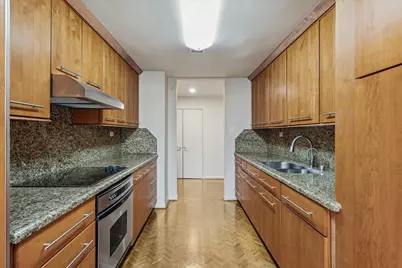 49 Briar Hollow Lane #203, Houston, TX 77027 - Photo 15