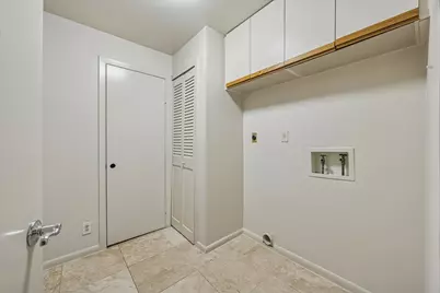 49 Briar Hollow Lane #203, Houston, TX 77027 - Photo 27