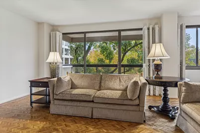 49 Briar Hollow Lane #203, Houston, TX 77027 - Photo 11