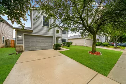 915 Grand Plains Drive, Houston, TX 77090 - Photo 5