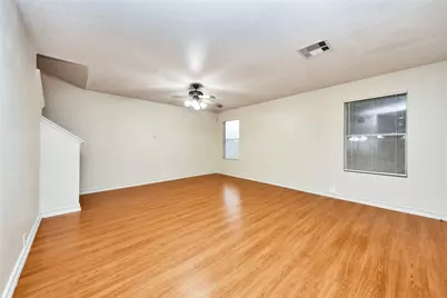 915 Grand Plains Drive, Houston, TX 77090 - Photo 13