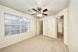 915 Grand Plains Dr, Houston, TX 77090 - Photo 21