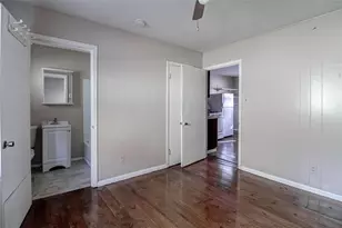 2018 Ave L 1/2, Huntsville, TX 77340 - Photo 5