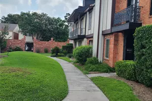 14389 Misty Meadow Ln, Houston, TX 77079 - Photo 19