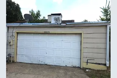 12247 W Village Drive #D, Houston, TX 77039 - Photo 5