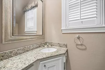 2211 Augusta Drive #25, Houston, TX 77057 - Photo 9