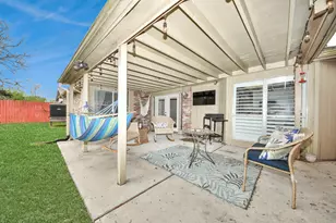 2003 Edinburg Ave, League City, TX 77573 - Photo 33