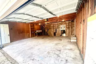 2058 Parkdale Dr, Houston, TX 77339 - Photo 33