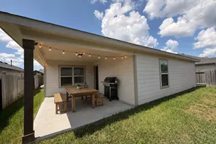 2028 Cedar Tree Ct, Conroe, TX 77301 - Photo 15