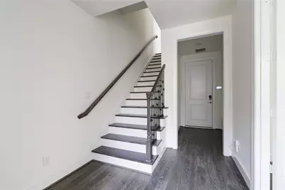 2613 Maxroy Street, Houston, TX 77007 - Photo 31