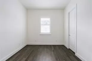 2613 Maxroy St, Houston, TX 77007 - Photo 25