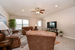 2631 Half Dome Dr, Rosharon, TX 77583 - Photo 11