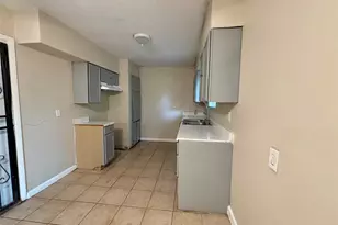 4110 Knotty Oaks Trail, Houston, TX 77045 - Photo 5