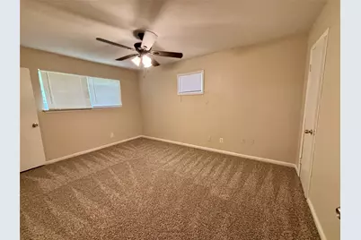 4110 Knotty Oaks Trail, Houston, TX 77045 - Photo 17