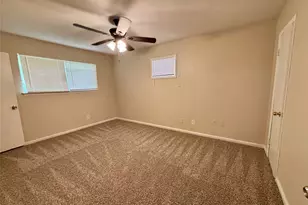 4110 Knotty Oaks Trail, Houston, TX 77045 - Photo 17