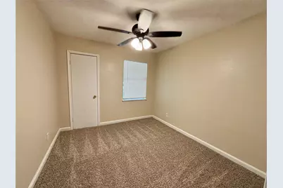 4110 Knotty Oaks Trail, Houston, TX 77045 - Photo 11