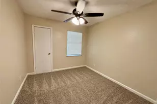 4110 Knotty Oaks Trail, Houston, TX 77045 - Photo 11