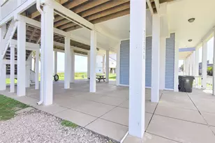 21226 Gulf Dr, Galveston, TX 77554 - Photo 45