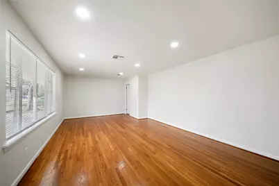 10306 Eddystone Drive, Houston, TX 77043 - Photo 3