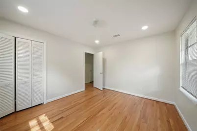 10306 Eddystone Drive, Houston, TX 77043 - Photo 29