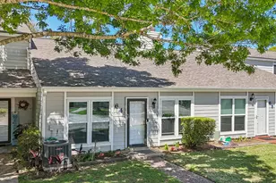 64 Hideaway Dr, Friendswood, TX 77546 - Photo 3