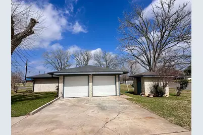 108 Lake Shore Drive, Wharton, TX 77488 - Photo 31