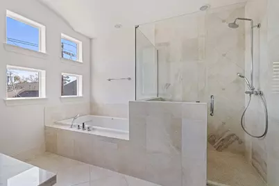 1314 Hunters Meadow Lane, Houston, TX 77055 - Photo 11