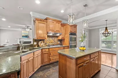 6305 Meadow Mist, Orange, TX 77632 - Photo 15