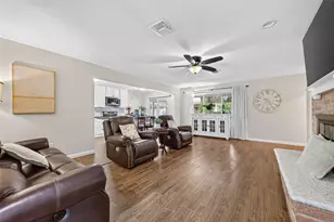 5038 Pine Cliff Dr, Houston, TX 77084 - Photo 9