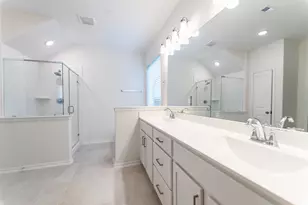 1722 Navigation Ln, Angleton, TX 77515 - Photo 13