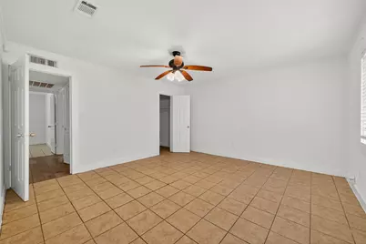 5039 Shadowridge Drive, Houston, TX 77053 - Photo 13