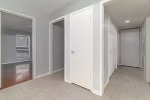 132 April Point Dr N, Conroe, TX 77356 - Photo 9